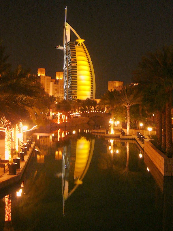 Vista Nocturna Burj Al Arab
