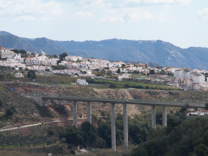 Puente sobre el ro Higuern