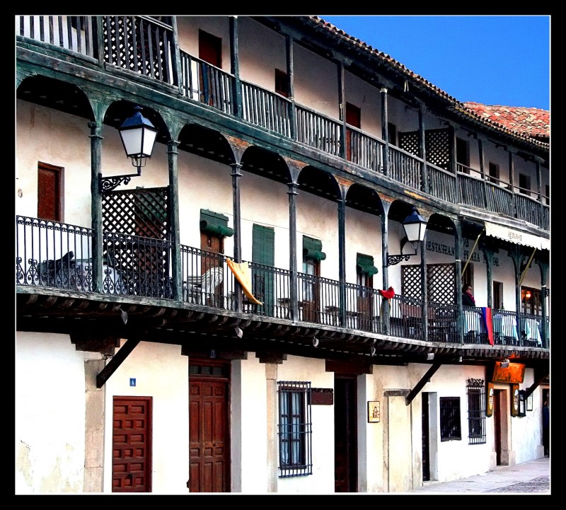 BALCONES