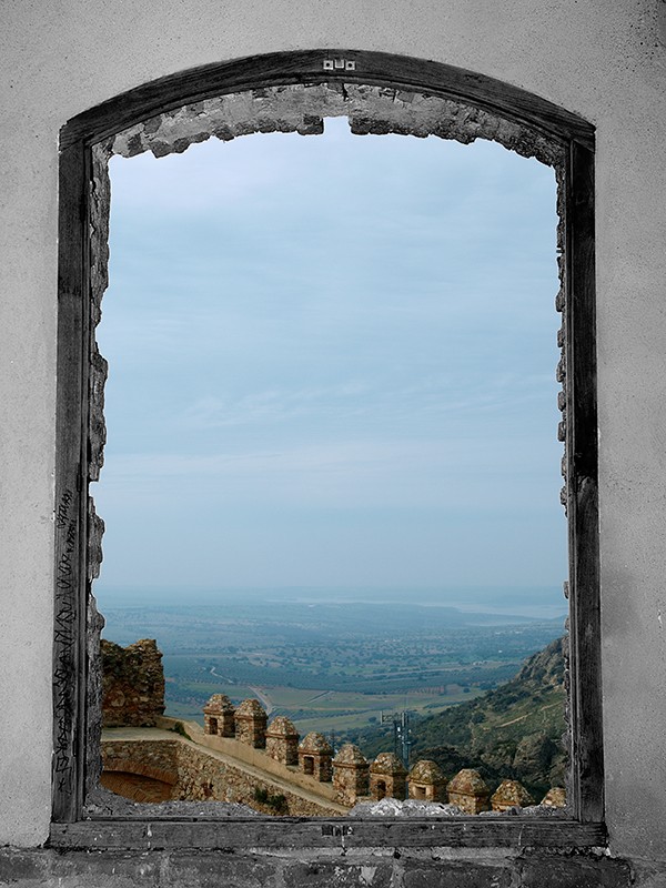 antiguos castillos nos vigilan