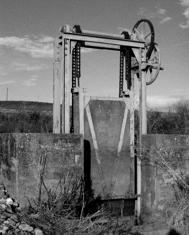 La vieja acequia