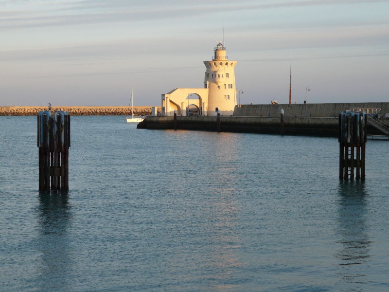 Faro de Puerto Sherry