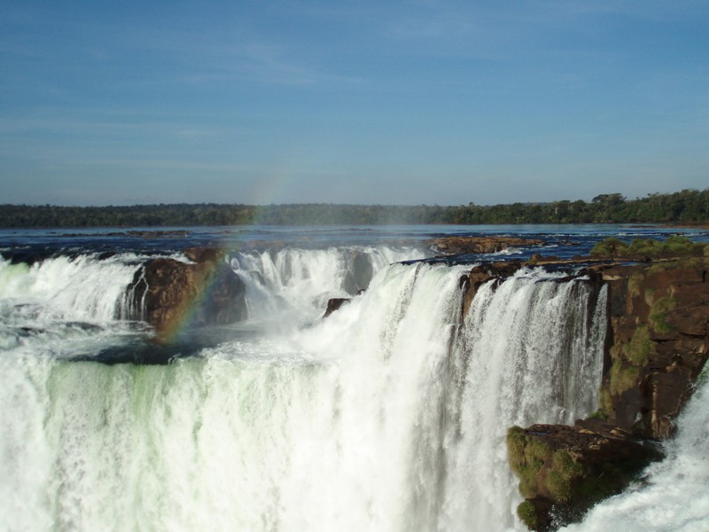 Cataratas. Combinacion de colores.