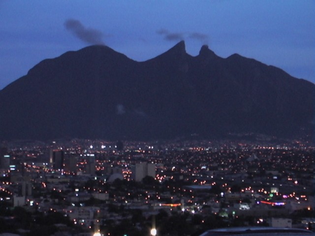 El Cerro de la Silla Simbolo de Monterrey, Nuevo Leon