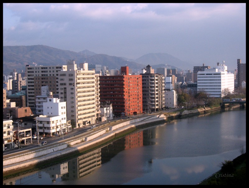 Amanecer en Hiroshima