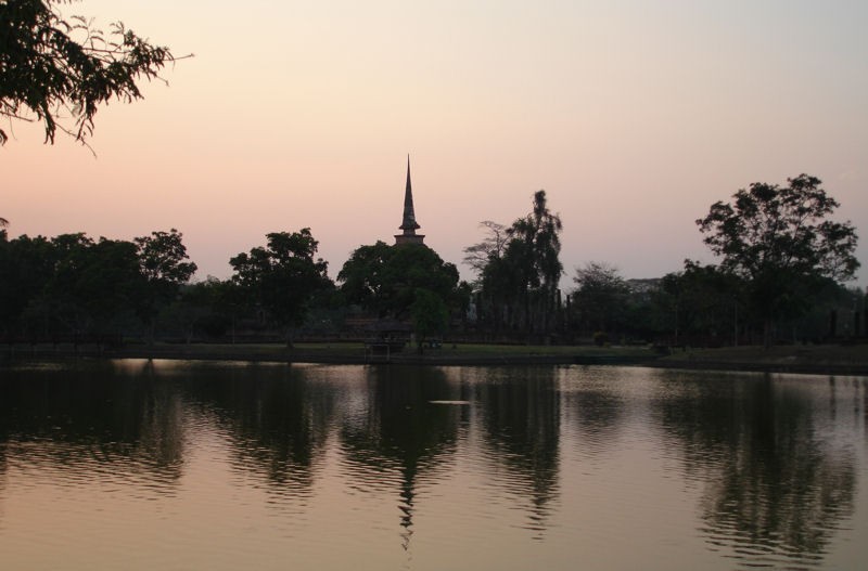 Atardecer en Sukhothai