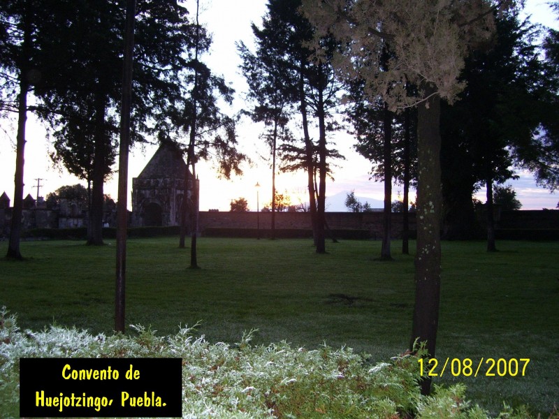 Amanecer desde los patios del Ex-Convento