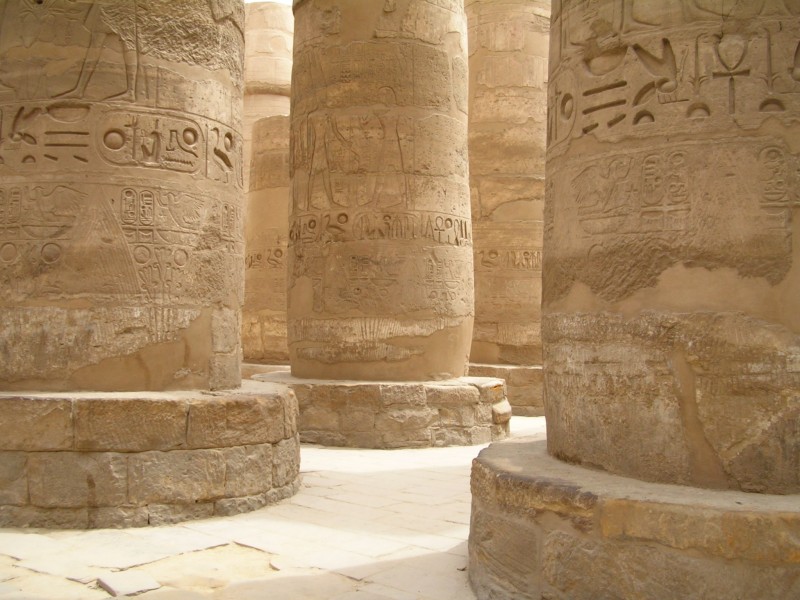 Columnas del templo de Karnak