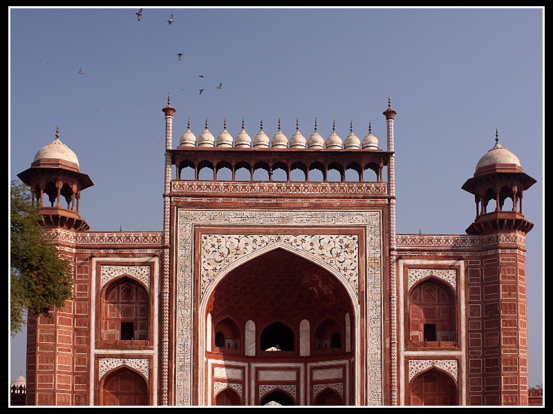 Entrada al Taj Mahal