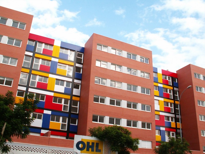 Edificio arco iris