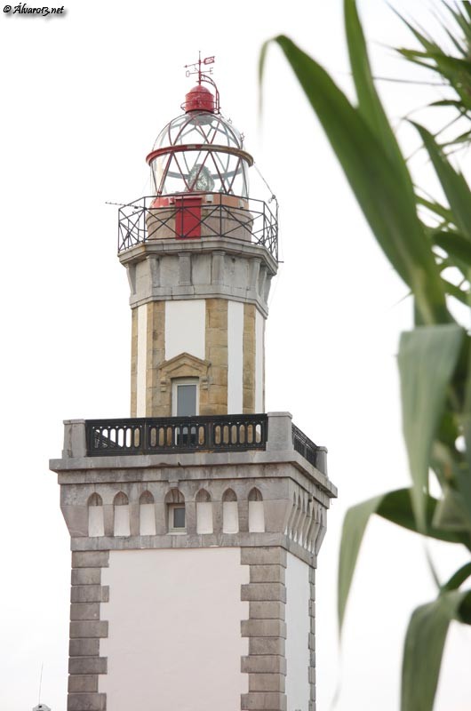 Faro de Higuer III