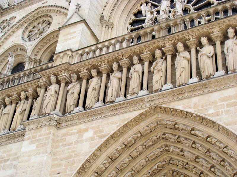 Galera de los reyes de  Jud e Israel en Ntre Dame de Paris