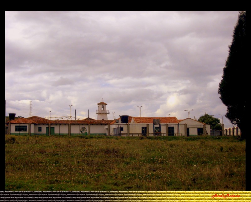 Colegio de Quiba Baja...