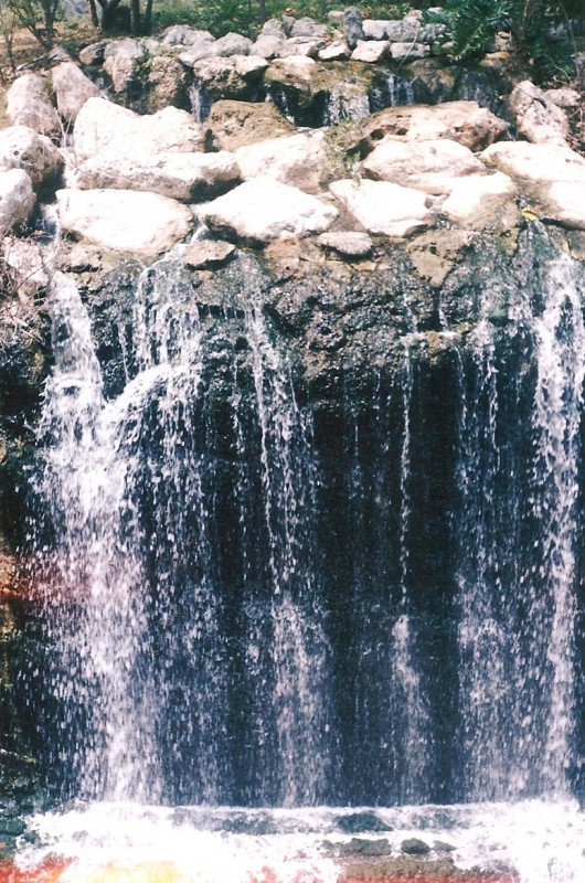 cascadas de agua azul