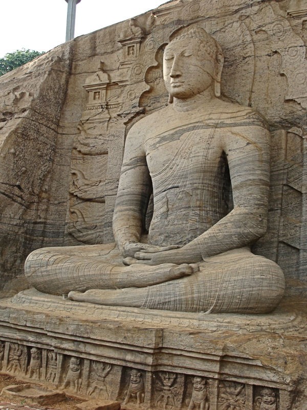 Estatua de Buda sentado