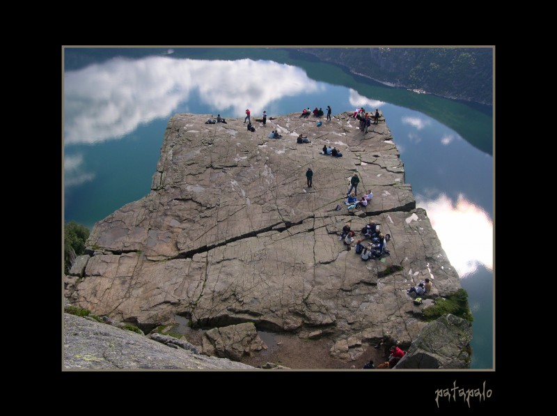 Una mas del Preikestolen