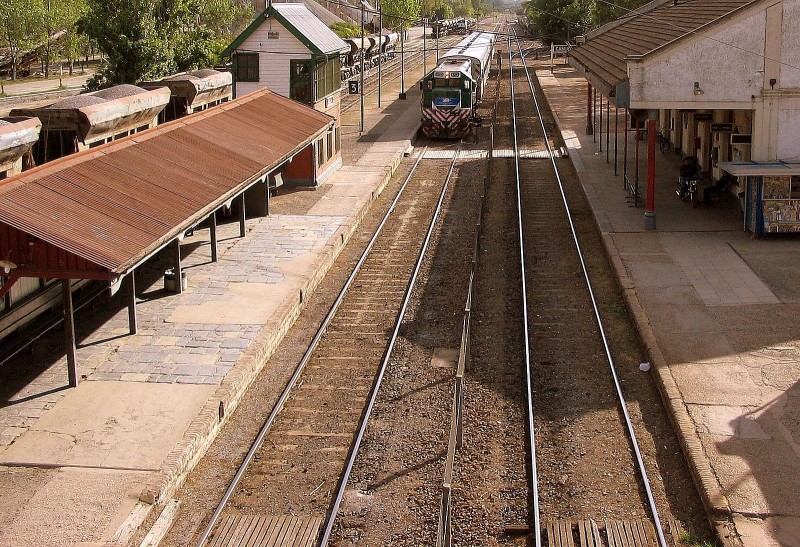 EL TREN DE LA TARDE