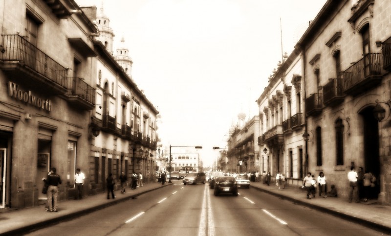 Las calles de Morelia y la gente...de Puebla