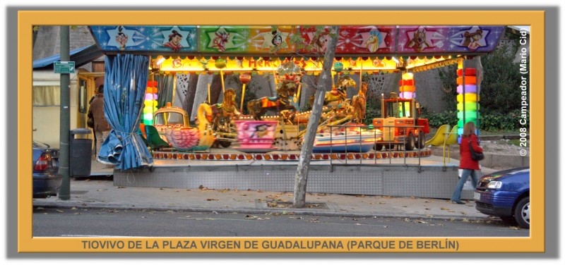 Tiovivo de la Plaza Virgen de Guadalupana