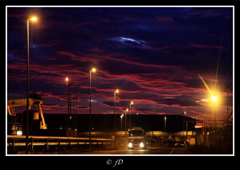 AMANECER PORTUARIO