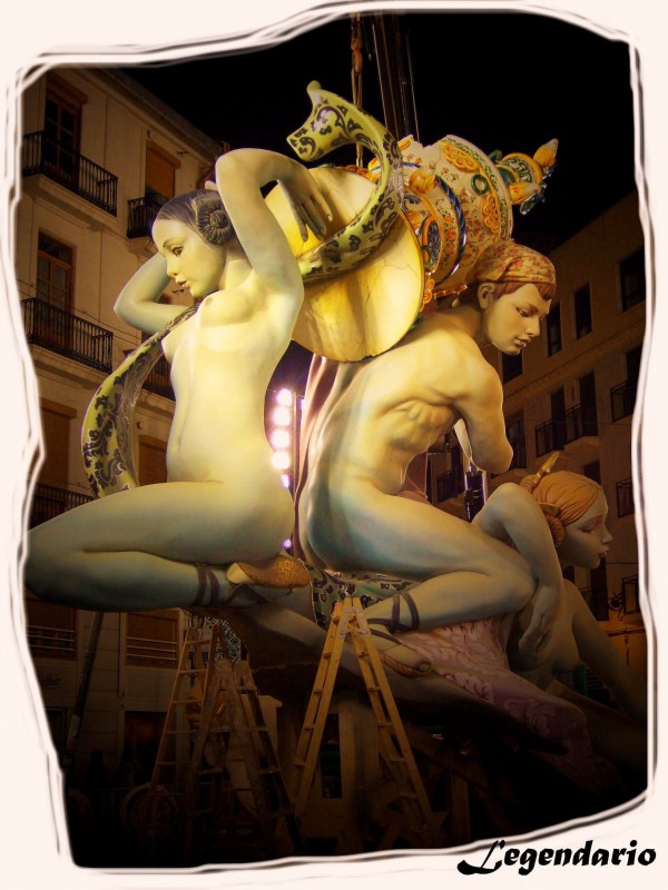 Fallas al desnudo