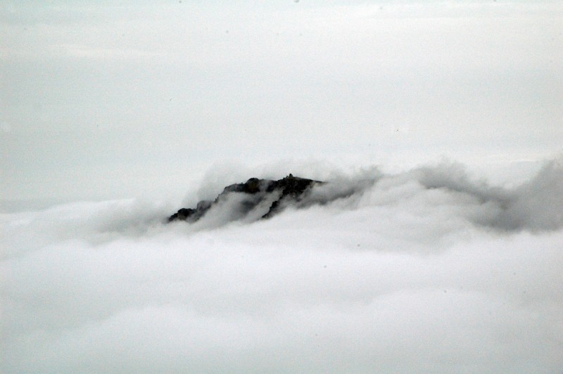 La alfombra de nubes