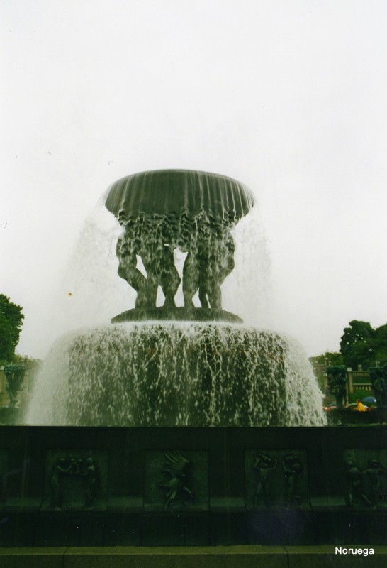 Fuente del parque