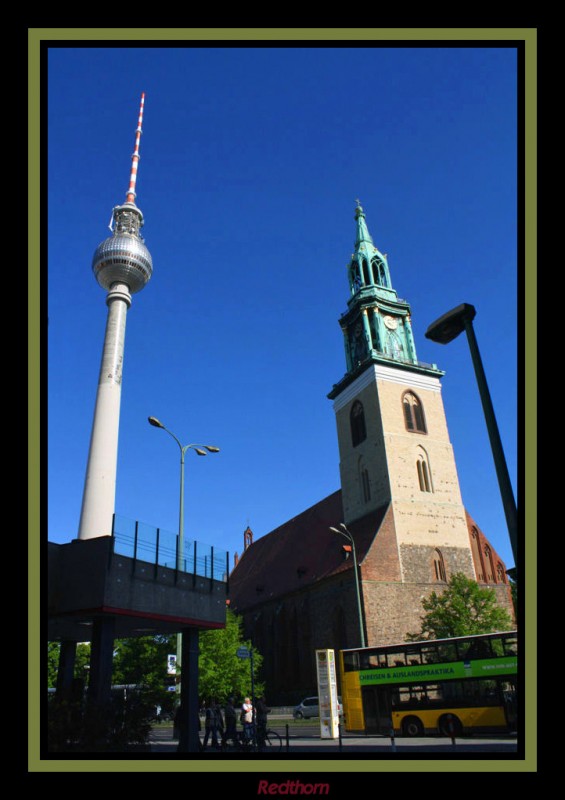 Perspectiva de la torre de la televisin y Marien kirche
