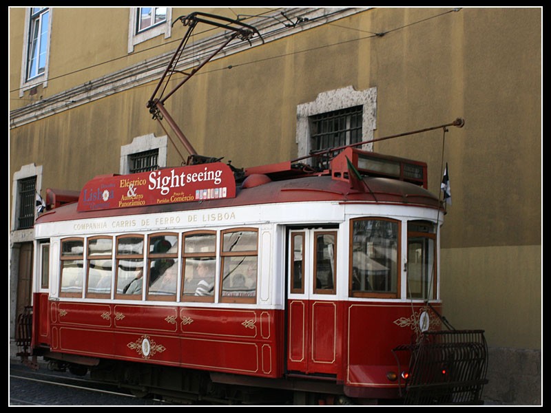 tranvia rojo