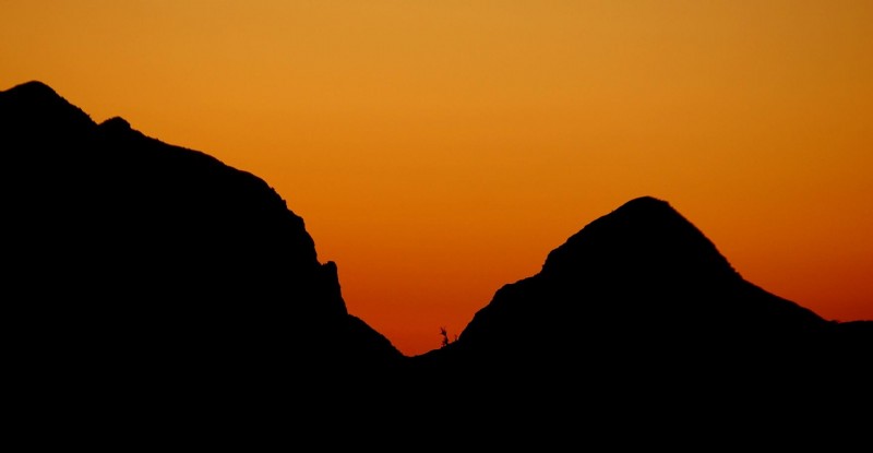 Silueta en la cordillera