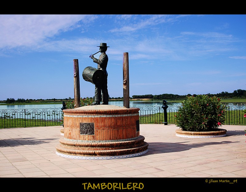 TAMBORILERO