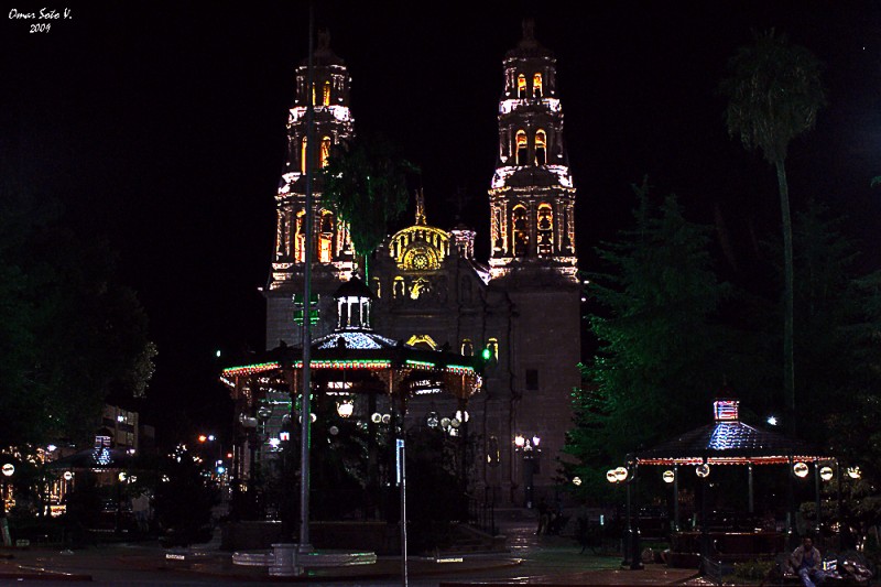 CATEDRAL DE NOCHE