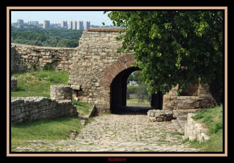 Una puerta de acceso a la fortaleza de Kalagmedan