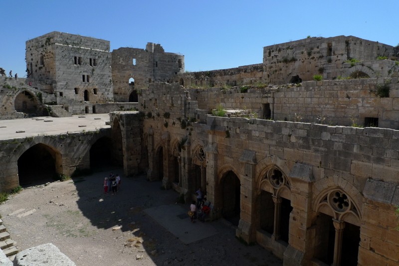 interior de la fortaleza