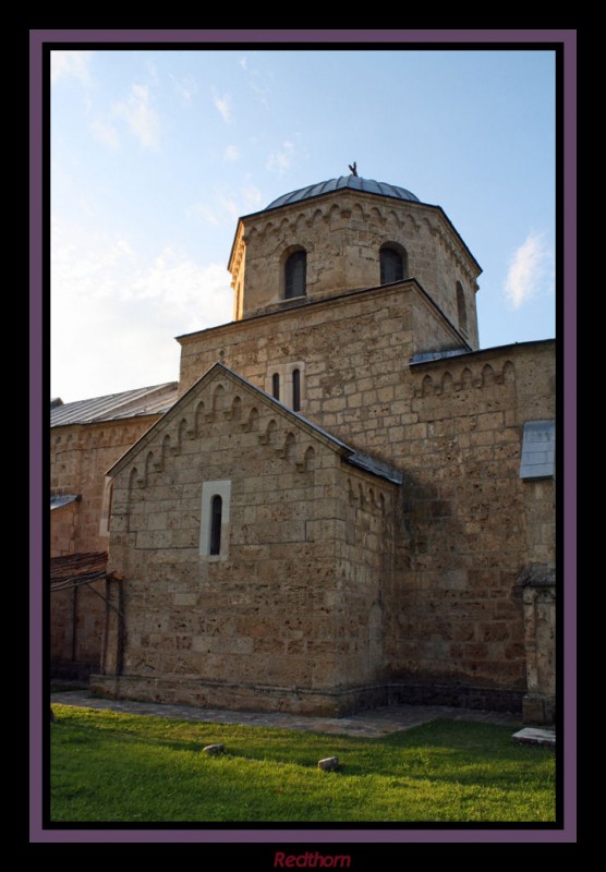 Lateral del Monasterio de Gradac