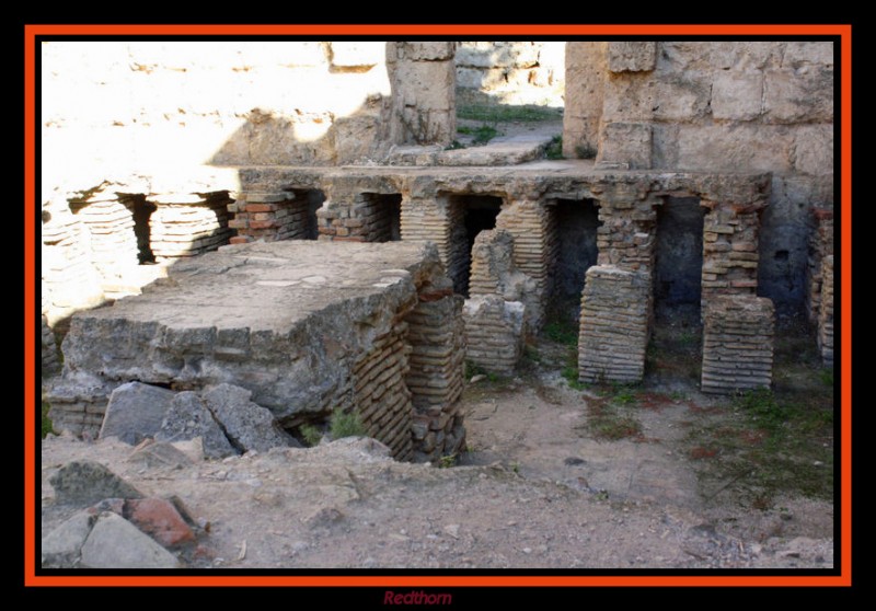 Caldarium de los baos romanos de Perge