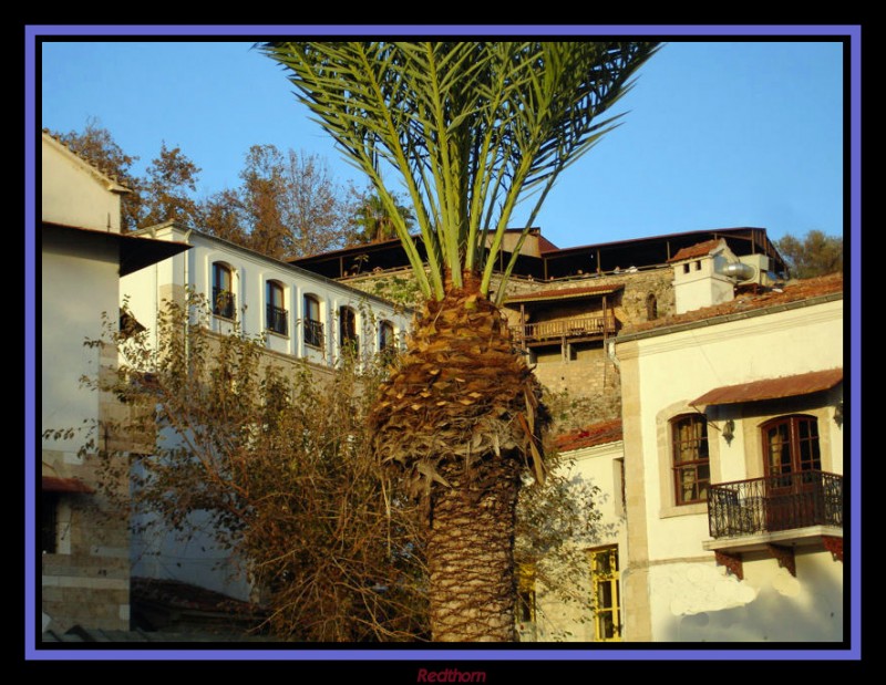 Camino de la ciudad antigua de Antalya