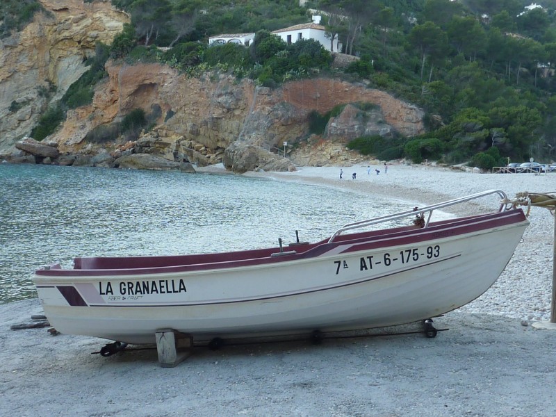 LA GRANAELLA