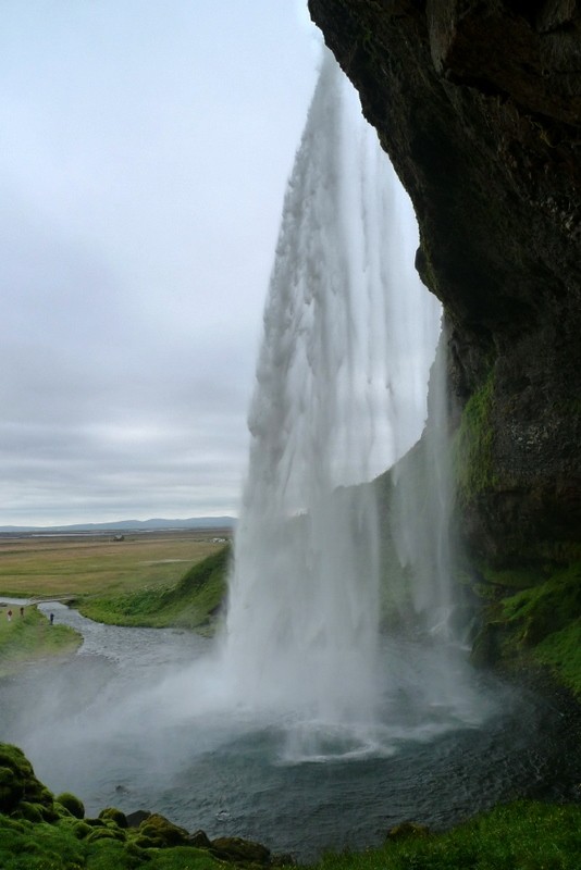 cascada de Seljalandfoss