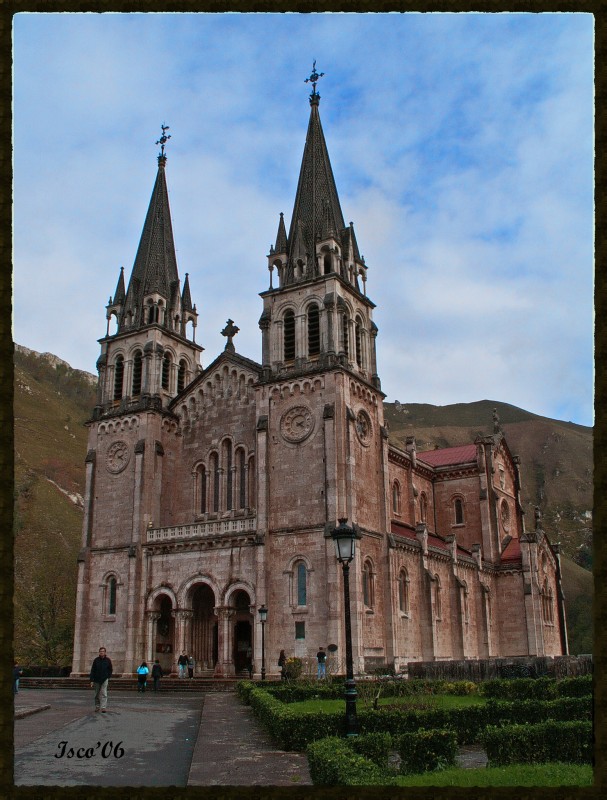 Baslica de Covadonga