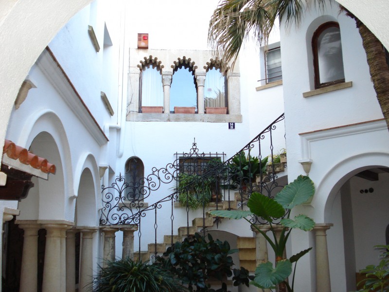 calle interior Roc de Sant Cayet