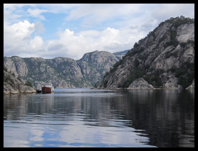 Lysefjord (el fiordo de la Luz)