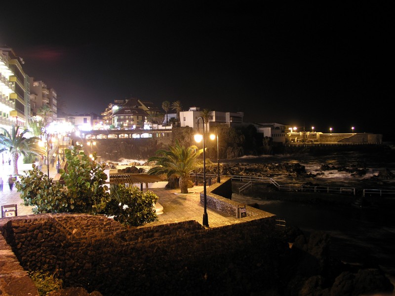 Puerto de la Cruz noche