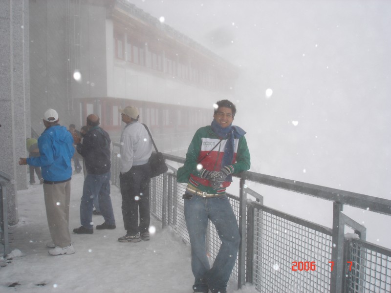 En el jungfraujoch cera de Lauterbrunnen