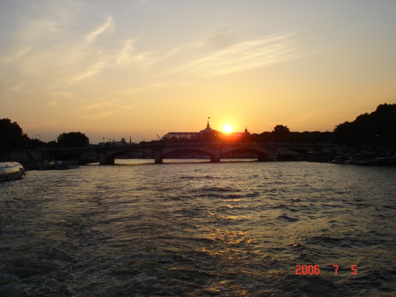 Grand Palais al atardecer