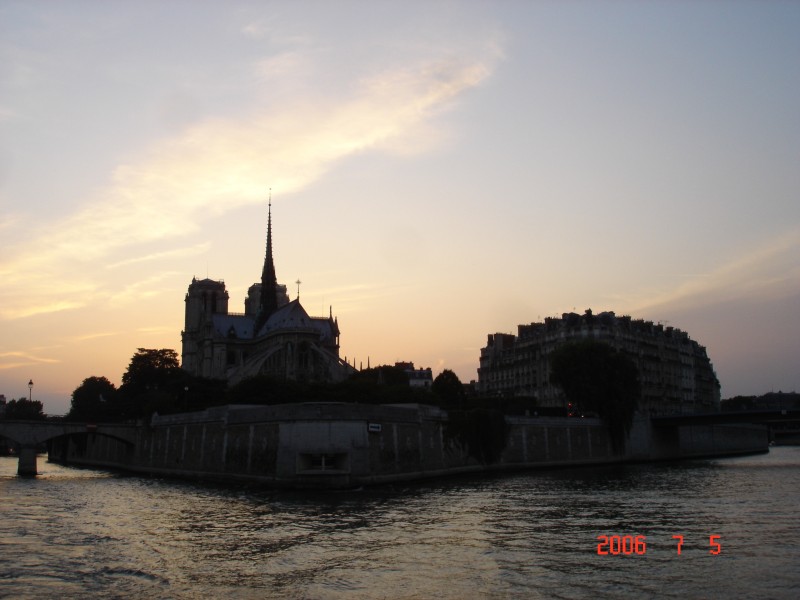 Notre Dame al atardecer