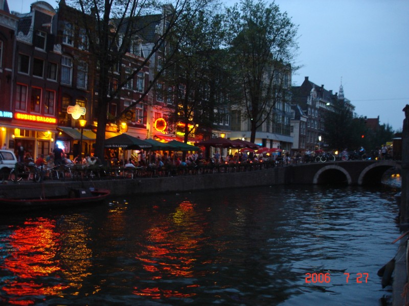 Canal de noche, Amsterdam