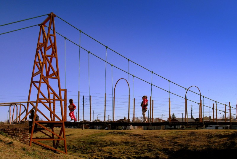 EL PUENTE COLGANTE