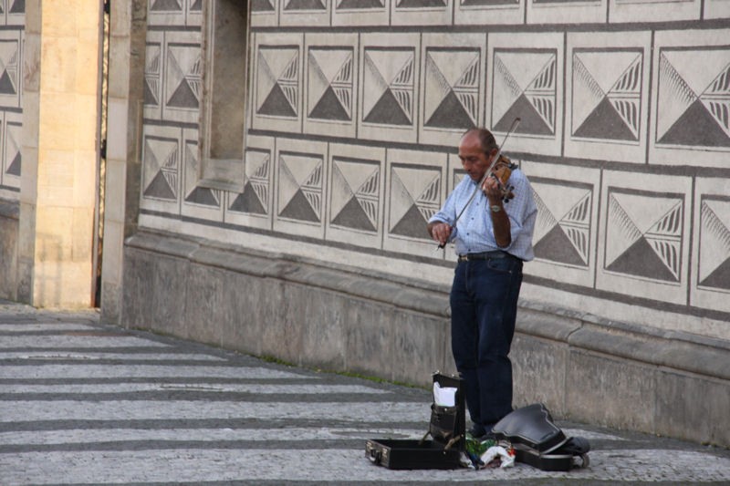 El violinista en la calle