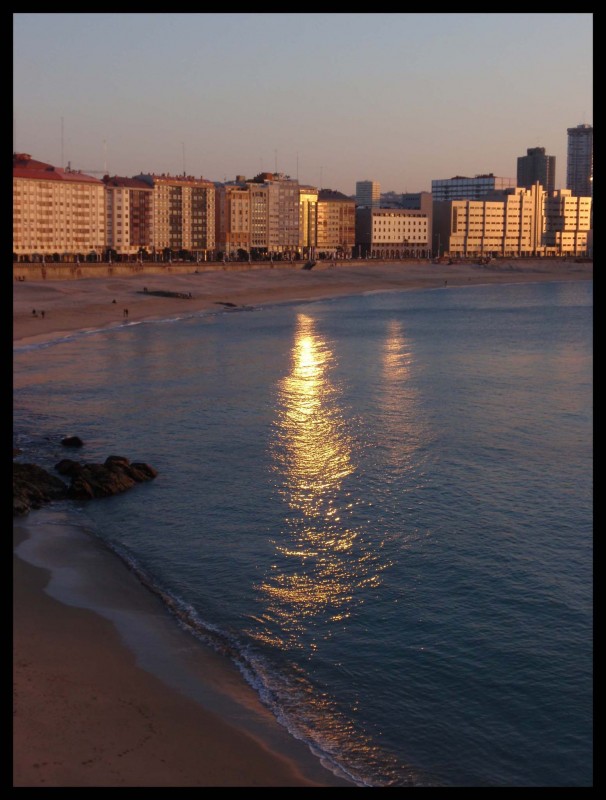 reflejos en la playa